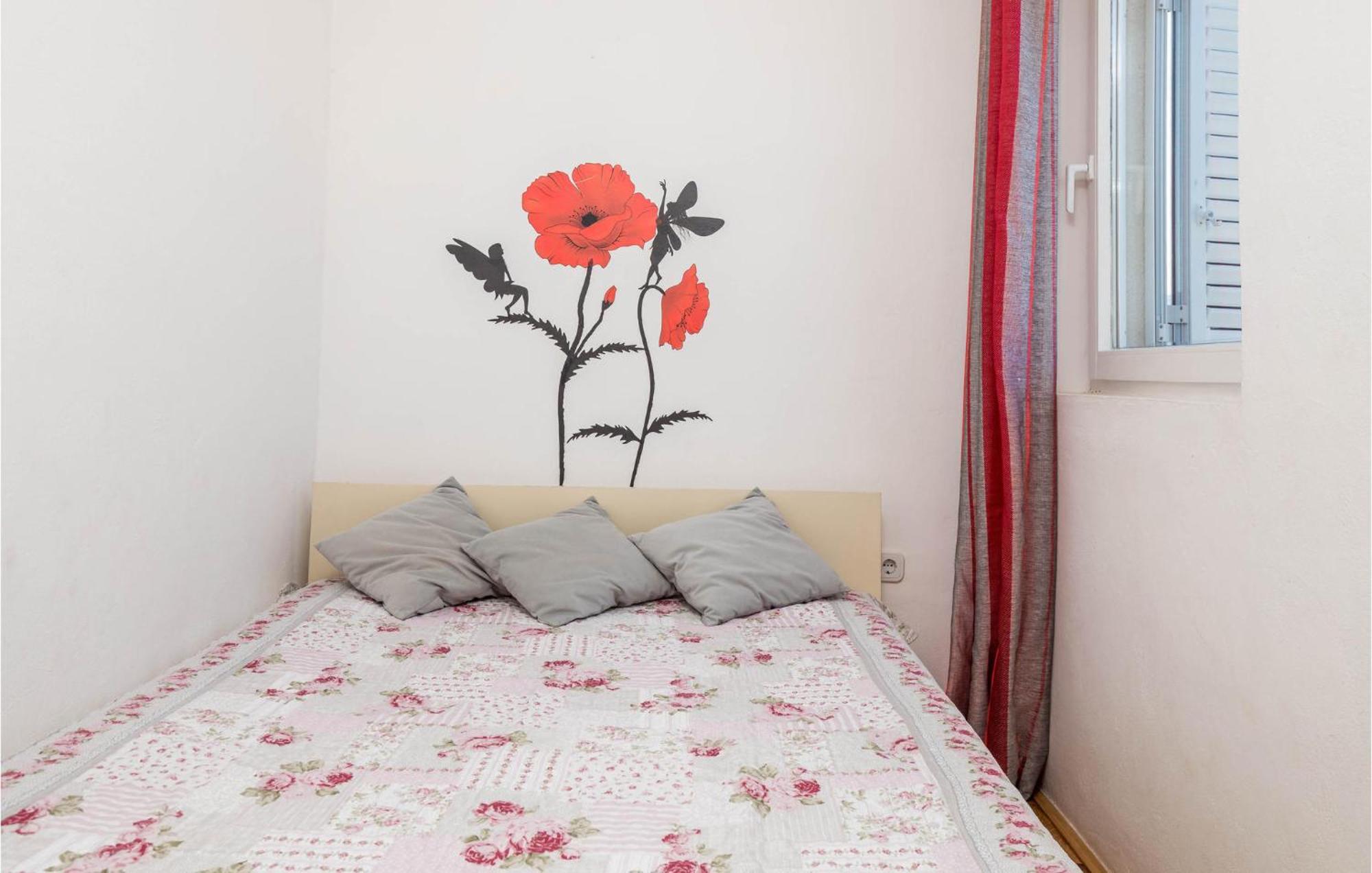 Pet Friendly Apartment In Stara Novalja With Wifi Exterior foto